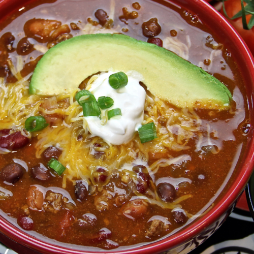 How To Make Simple and Quick Chili - Makes and Munchies